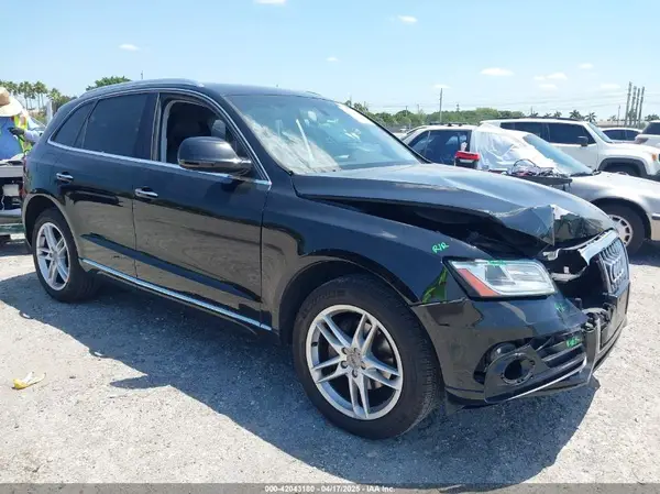 WA1C2AFPXHA086693 2017 AUDI Q5 - Image 1