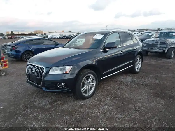 WA1C2AFPXHA088878 2017 AUDI Q5 - Image 2