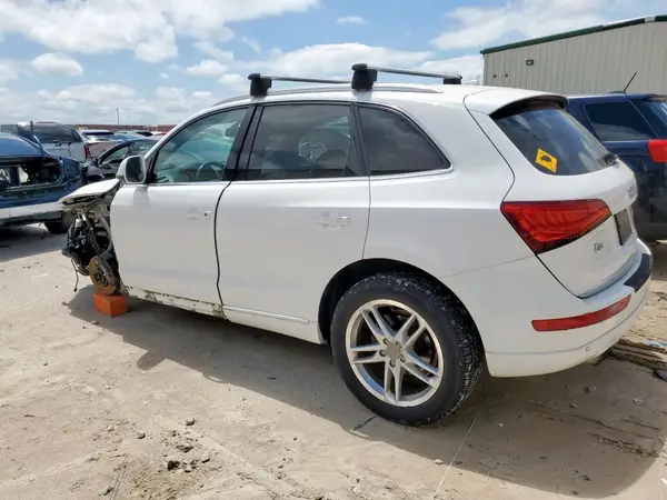 WA1C2AFPXHA090016 2017 AUDI Q5 - Image 2