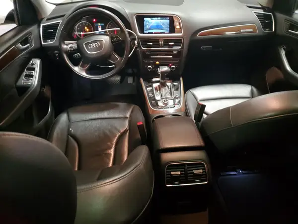 WA1C2AFPXHA090873 2017 AUDI Q5 - Image 8