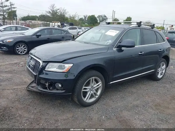 WA1C2AFPXHA100608 2017 AUDI Q5 - Image 2