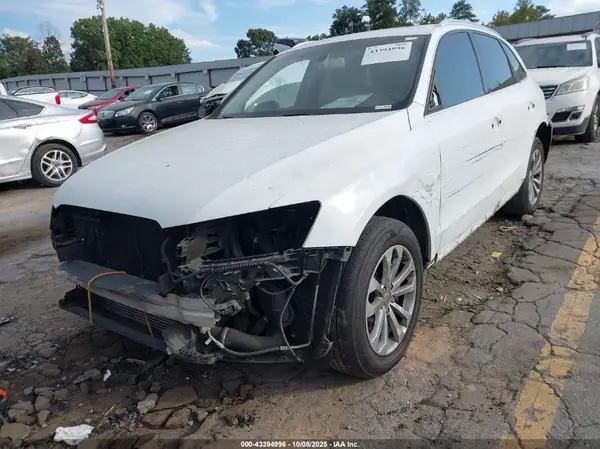 WA1C2BFP7GA097185 2016 AUDI Q5 - Image 2