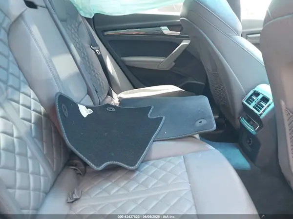 WA1C4AFY0J2021161 2018 AUDI SQ5 - Image 8