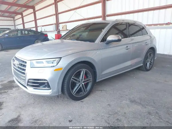 WA1C4AFY0J2042561 2018 AUDI SQ5 - Image 2
