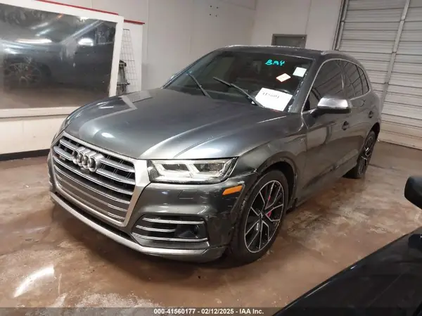 WA1C4AFY0J2083062 2018 AUDI SQ5 - Image 2
