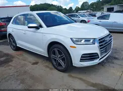 WA1C4AFY0J2085877 2018 AUDI SQ5