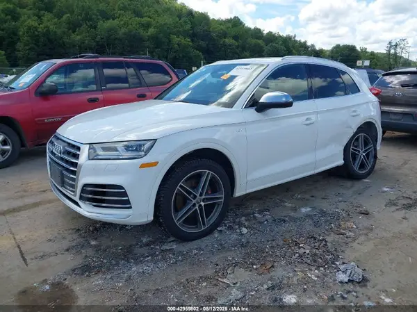 WA1C4AFY0J2085877 2018 AUDI SQ5 - Image 2