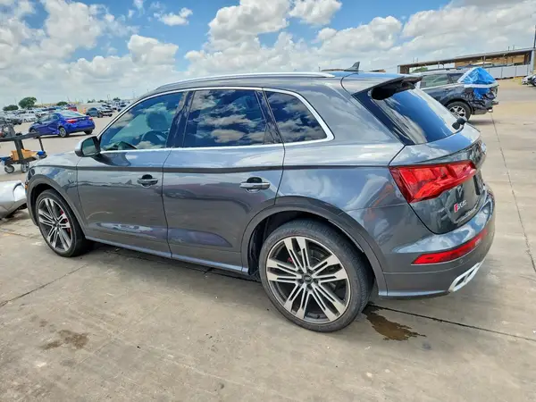 WA1C4AFY0J2158116 2018 AUDI SQ5 - Image 2