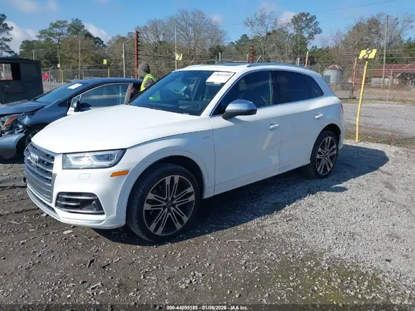 WA1C4AFY0J2221036 2018 AUDI SQ5 - Image 2
