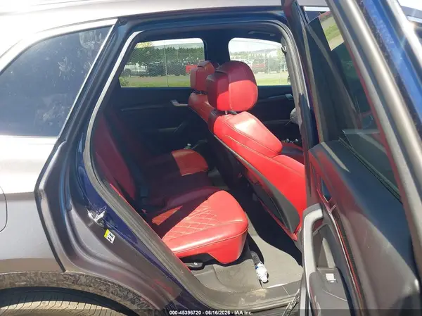 WA1C4AFY0J2223319 2018 AUDI SQ5 - Image 8