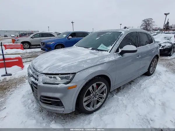 WA1C4AFY0J2237639 2018 AUDI SQ5 - Image 2