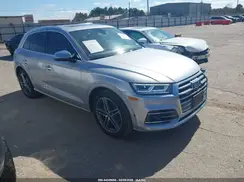 WA1C4AFY0K2001879 2019 AUDI SQ5
