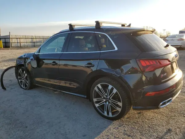 WA1C4AFY0K2068966 2019 AUDI SQ5 - Image 2