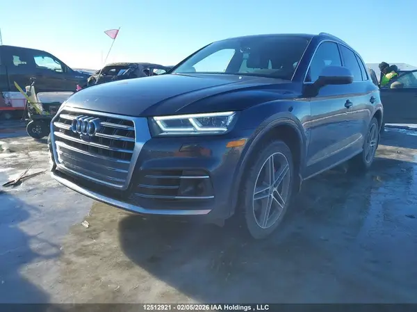WA1C4AFY0K2096007 2019 AUDI SQ5 - Image 2
