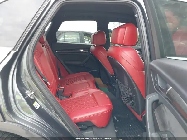 WA1C4AFY1J2038132 2018 AUDI SQ5 - Image 8