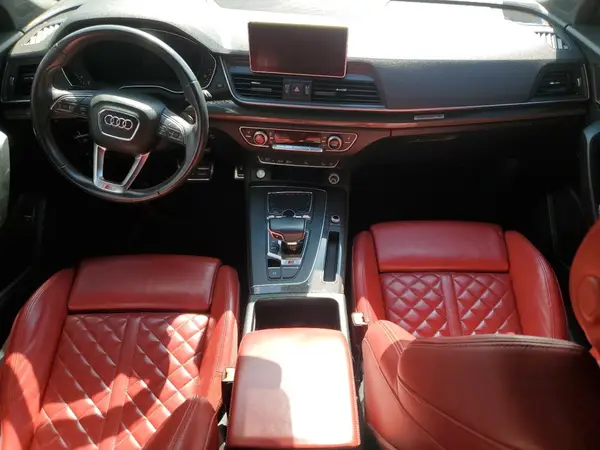 WA1C4AFY1J2044755 2018 AUDI SQ5 - Image 8