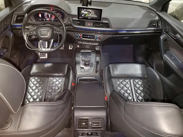 WA1C4AFY1J2070479 2018 AUDI SQ5 - Image 8