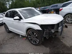 WA1C4AFY1J2079621 2018 AUDI SQ5
