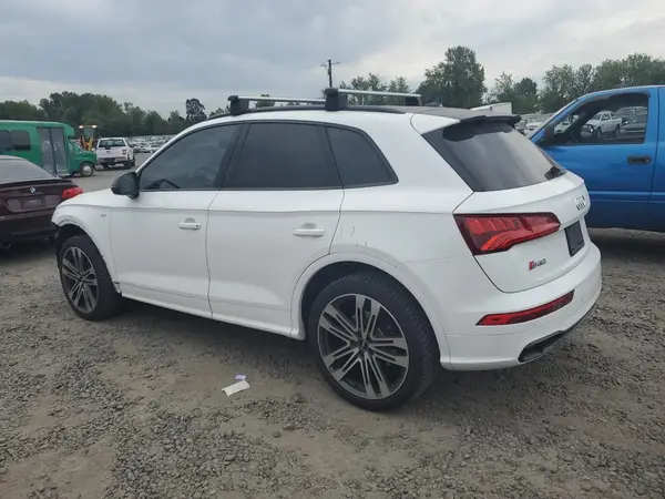 WA1C4AFY1J2084690 2018 AUDI SQ5 - Image 2