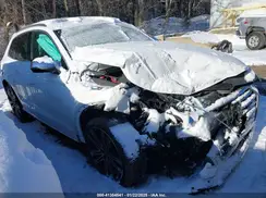 WA1C4AFY1J2152258 2018 AUDI SQ5