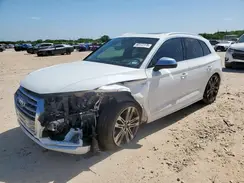 WA1C4AFY1J2181467 2018 AUDI SQ5