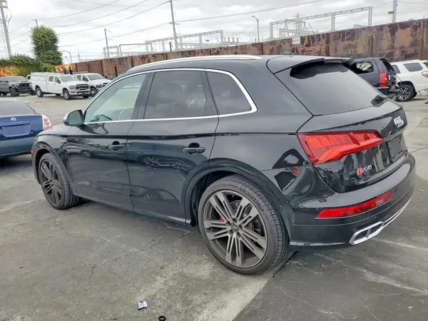 WA1C4AFY1J2213981 2018 AUDI SQ5 - Image 2
