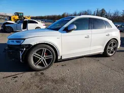 WA1C4AFY1J2228139 2018 AUDI SQ5