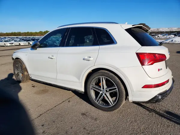 WA1C4AFY1J2228139 2018 AUDI SQ5 - Image 2
