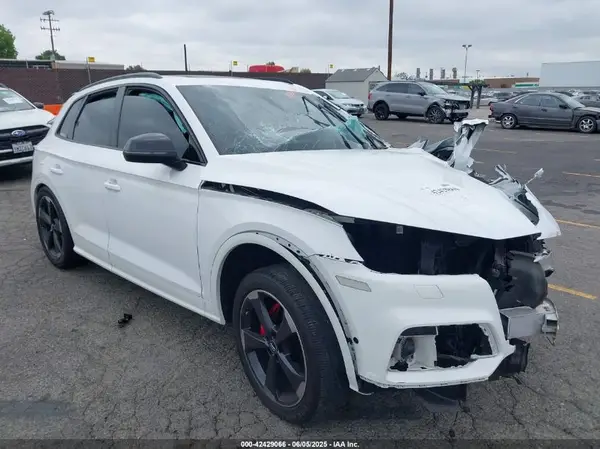 WA1C4AFY1K2012518 2019 AUDI SQ5 - Image 1