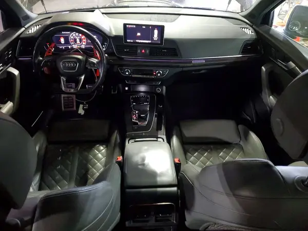 WA1C4AFY2J2056218 2018 AUDI SQ5 - Image 8