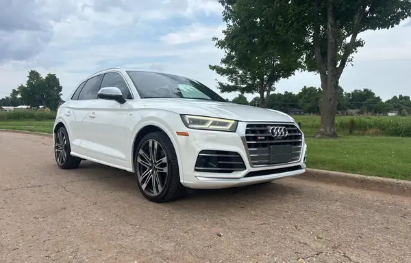 WA1C4AFY2J2078428 2018 AUDI SQ5 - Image 1