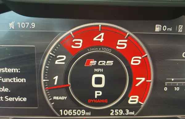 WA1C4AFY2J2078428 2018 AUDI SQ5 - Image 8