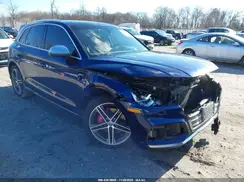 WA1C4AFY2J2092944 2018 AUDI SQ5