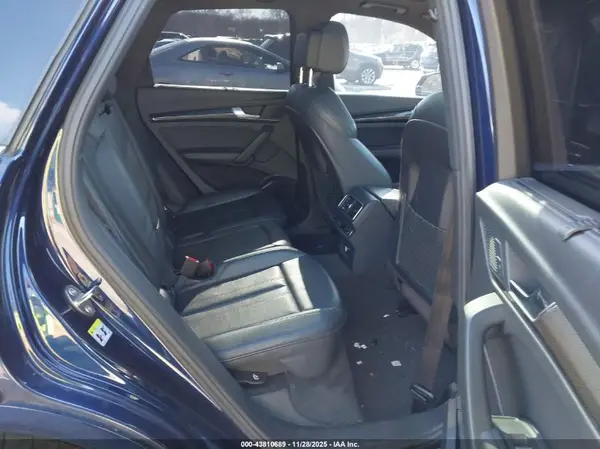 WA1C4AFY2J2092944 2018 AUDI SQ5 - Image 8