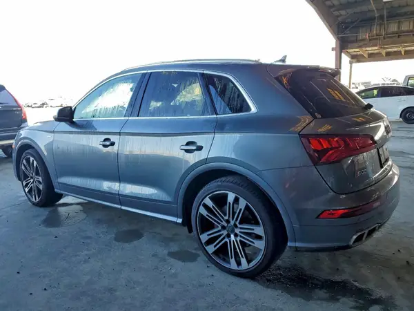 WA1C4AFY2J2092961 2018 AUDI SQ5 - Image 2