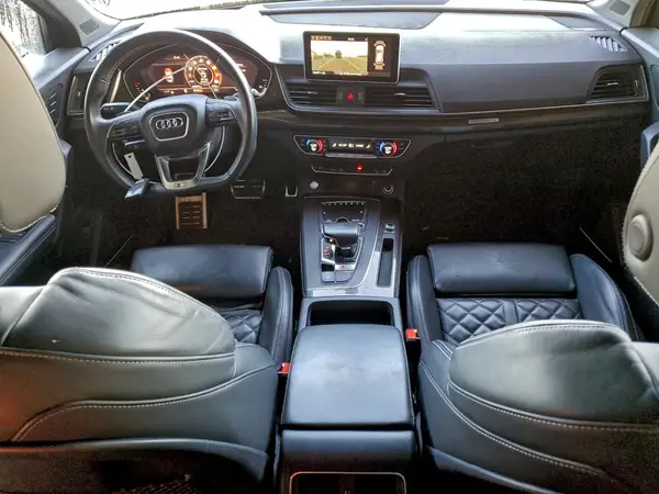 WA1C4AFY2J2092961 2018 AUDI SQ5 - Image 8