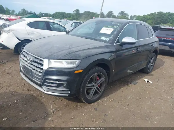 WA1C4AFY2J2199878 2018 AUDI SQ5 - Image 2