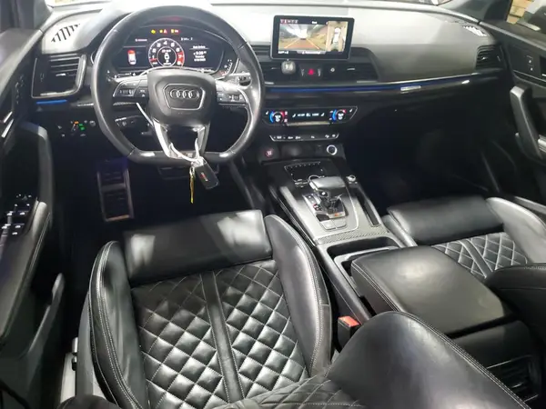 WA1C4AFY2J2205145 2018 AUDI SQ5 - Image 8