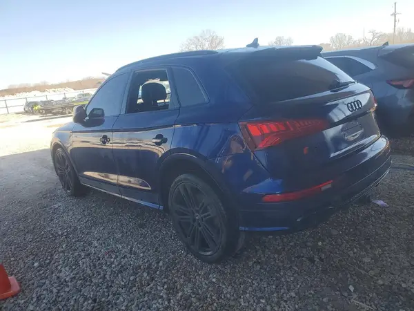 WA1C4AFY2J2220728 2018 AUDI SQ5 - Image 2