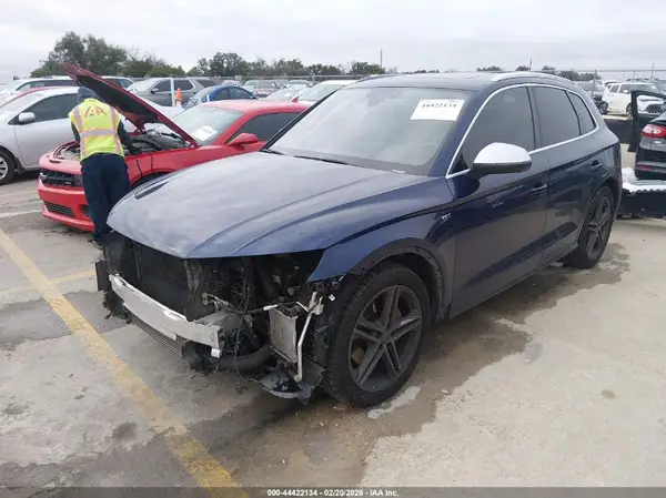 WA1C4AFY2J2225153 2018 AUDI SQ5 - Image 2
