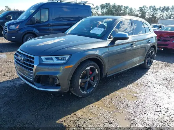 WA1C4AFY2K2001267 2019 AUDI SQ5 - Image 2