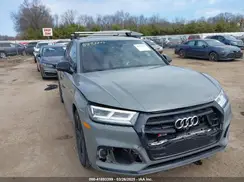 WA1C4AFY2K2071710 2019 AUDI SQ5