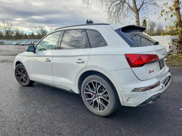 WA1C4AFY2N2039036 2022 AUDI SQ5 - Image 2