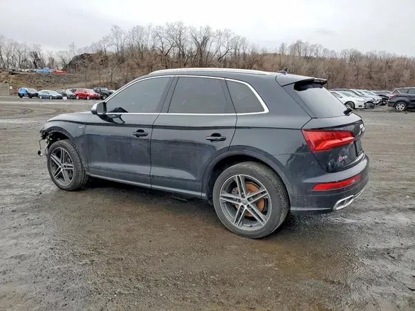 WA1C4AFY3J2041503 2018 AUDI SQ5 - Image 2