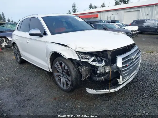 WA1C4AFY3J2043798 2018 AUDI SQ5 - Image 1