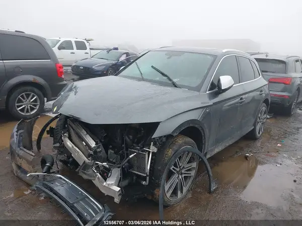WA1C4AFY3J2183821 2018 AUDI SQ5 - Image 2