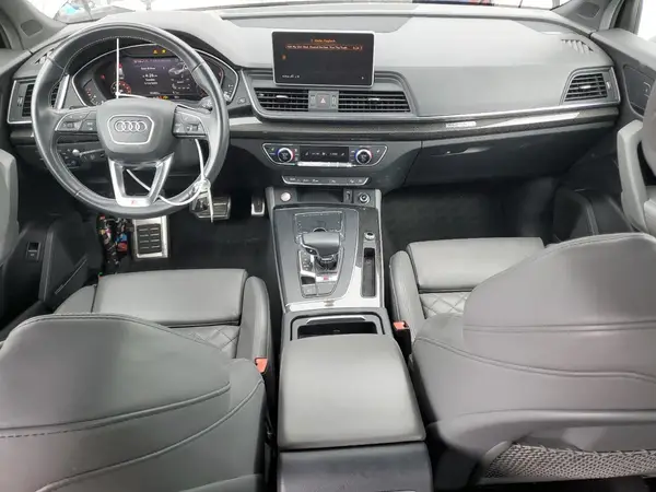 WA1C4AFY3J2185410 2018 AUDI SQ5 - Image 8