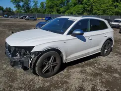 WA1C4AFY3J2206112 2018 AUDI SQ5