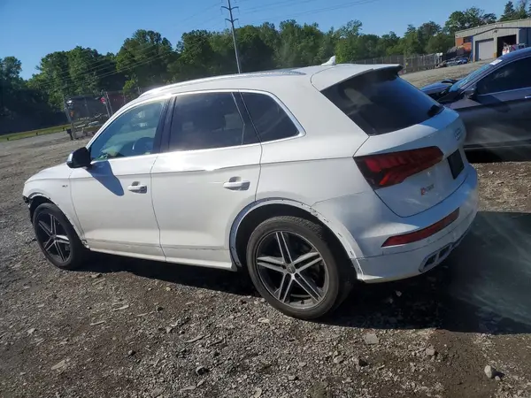 WA1C4AFY3J2206112 2018 AUDI SQ5 - Image 2