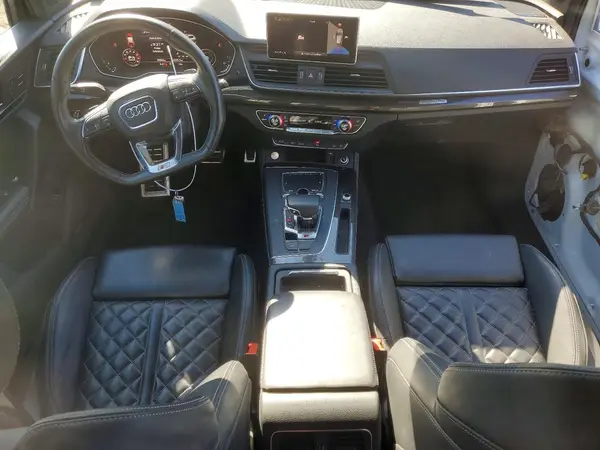 WA1C4AFY3J2206112 2018 AUDI SQ5 - Image 8